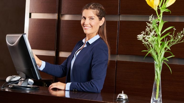 Obsługa hotelowa - kogo spotkamy w hotelu?