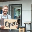 Otwarcie lokalu usługowego. Jak przygotować harmonogram, budżet i obsługę pierwszych klientów?